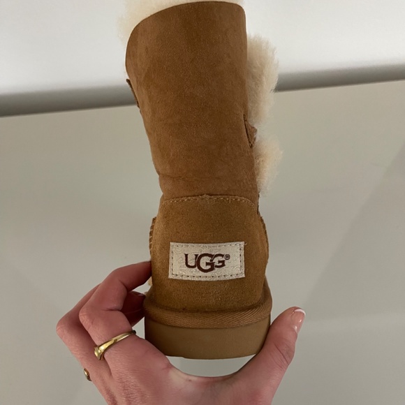 UGGs, UGG boots size 5 brand new without box! - Picture 2 of 6